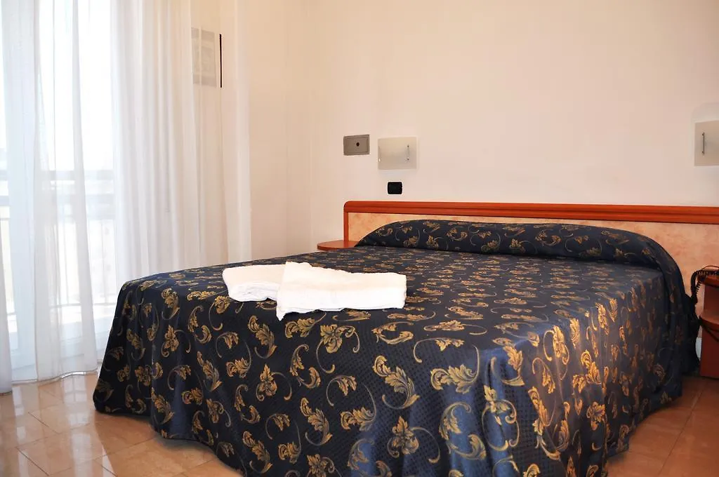 Hotel Sultano ريميني 3*,